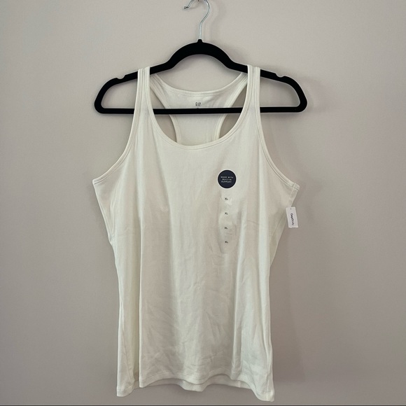 NWT Gap Ribbed Tank with Built in Bra White Size XL - Picture 2 of 8